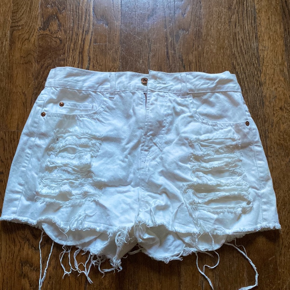 DENIM CO white jean shorts size 6